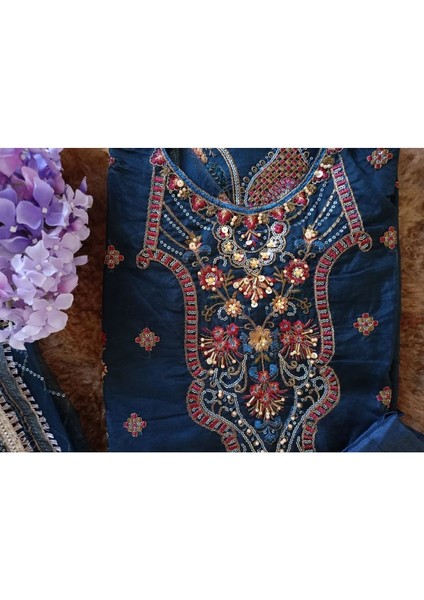 Nakışlı Tunik Tesettür Takım