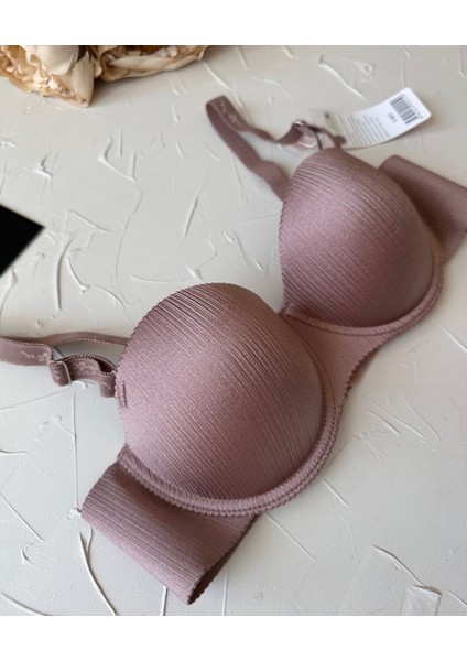 Samanta Balenli Desteksiz Lazer Kesim Parlak Kumaşlı Ithal Sütyen -42 modelleri