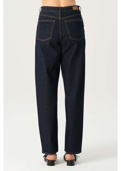 Ariana Koyu Mavi Yüksek Bel Patı Fermuarlı Mom Jean Pantolon C 4525-181 fırsatları
