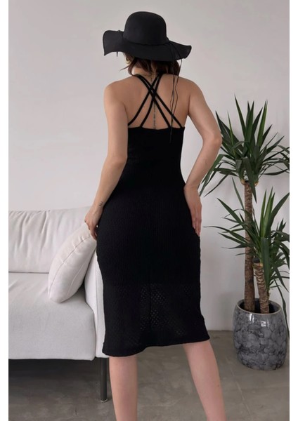 Halter Yaka Sırtı Çapraz Bant Detaylı Triko Elbise DFL4020 modelleri