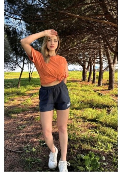 Kadın Beli Lastikli Nakış Lacivert Şort fırsatları