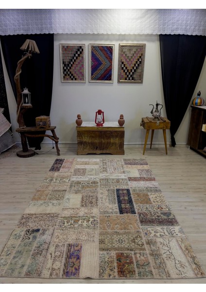 Eşsiz Güzelliğe Sahip Olan Özel Patchwork Halı 162 x 235 cm 4022