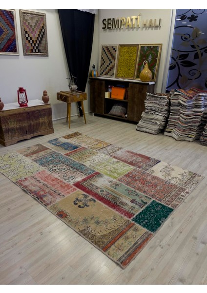 Patchwork Desenli El Yapımı Halı 161 x 231 cm 4038