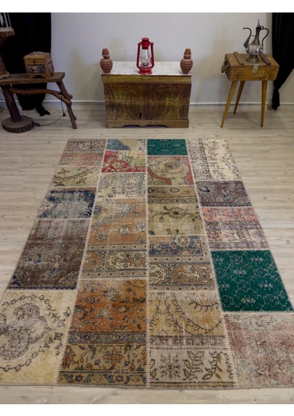 Eşsiz Klasik Gereçk Özel Patchwork Halı 162 x 233 cm 4044