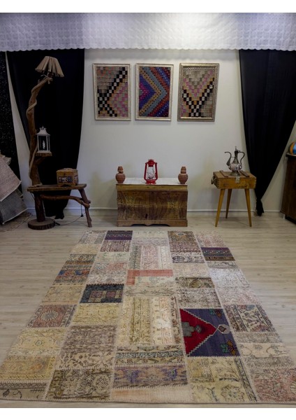 Eşsiz Güzelliğe Sahip Olan Özel Patchwork Halı 163 x 233 cm 4060