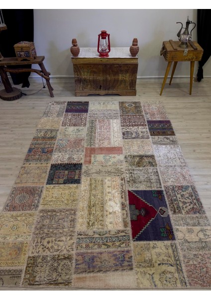 Eşsiz Güzelliğe Sahip Olan Özel Patchwork Halı 163 x 233 cm 4060