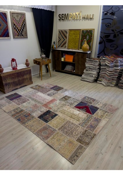 Eşsiz Güzelliğe Sahip Olan Özel Patchwork Halı 163 x 233 cm 4060