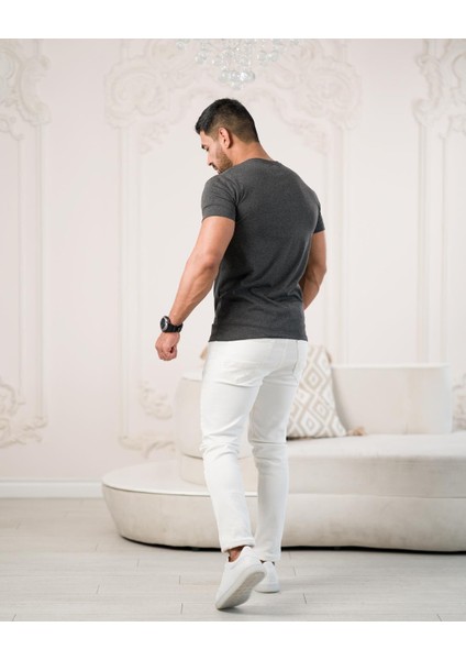 Bisiklet Yaka Önü Baskılı Pamuklu Basic Regular Fit T-Shirt fırsatları