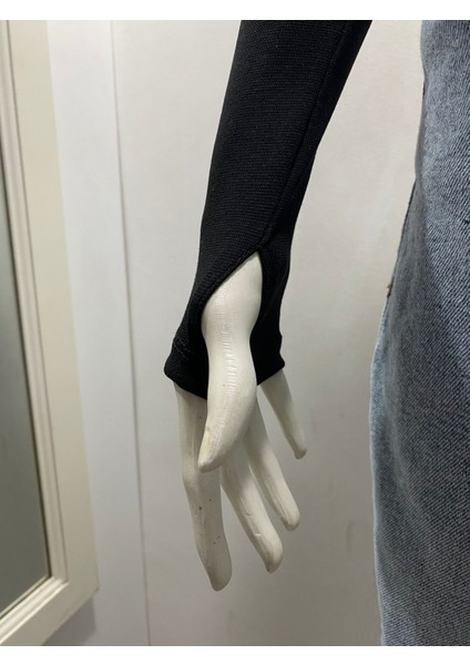 Siyah Darkalıp Parmak Geçmeli Spor Body Crop Bluz modelleri