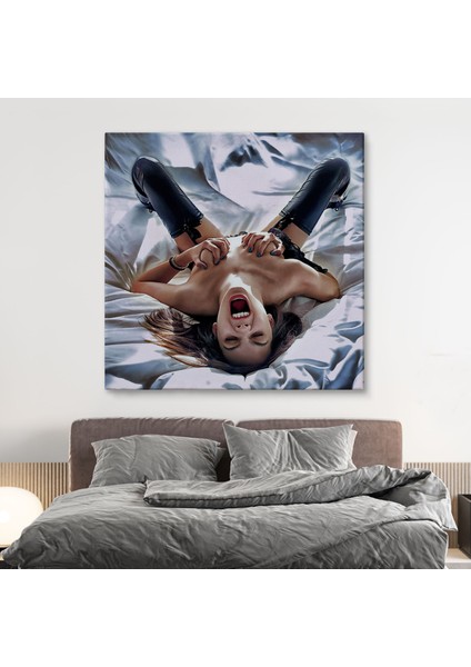 Çığlık Atan Çıplak Güzel Kadın Kanvas TABLO-5333