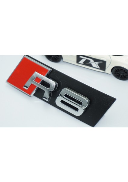 R8 Gümüş Kırmızı 3D Ön Panjur Logo Audi Ile Uyumlu fırsatları