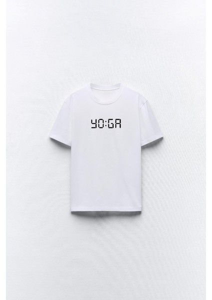 Yoga Yazı Baskılı Beyaz Kadın T-Shirt fiyatları