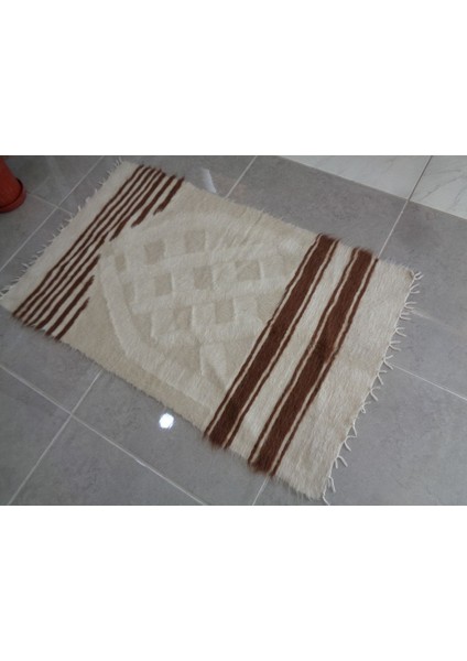 Yünlü El Dokuması Harika Namazla Kilim, Yumuşacık Tüylü Seccade Tiftik Kılından Kilim 125 x 75 cm Eta