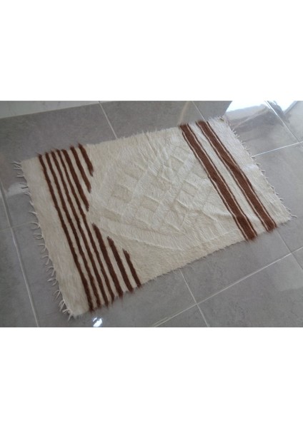 Yünlü El Dokuması Harika Namazla Kilim, Yumuşacık Tüylü Seccade Tiftik Kılından Kilim 125 x 75 cm Eta