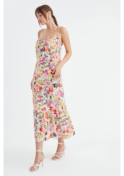 Çiçek Desen Ip Askılı Elbise indirimleri