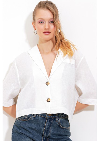 Kadın Beyaz Çift Düğmeli Oversize Crop Keten Ceket 0706