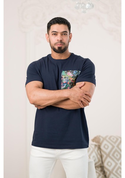 Bisiklet Yaka Önü Baskılı Pamuklu Likralı Basic Regular Fit T-Shirt fiyatları