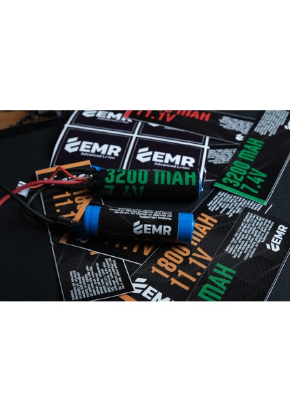 7.4V 3200MAH Lithium Ion Iki Yaprak Airsoft Pil Tamiya