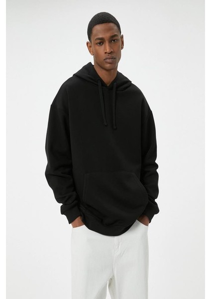 Oversize Sweatshirt Kapşonlu Uzun Kollu Kanguru Cep Detaylı