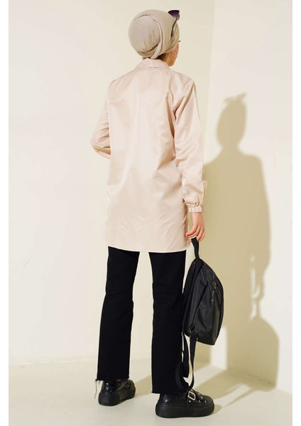 5908 Cep Kapaklı Kısa Trençkot - Bej fırsatları