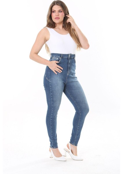 Kadın Büyük Beden Lacivert Yüksek Bel Kup Detaylı Dar Paça Likralı Kot Pantolon 65N37826