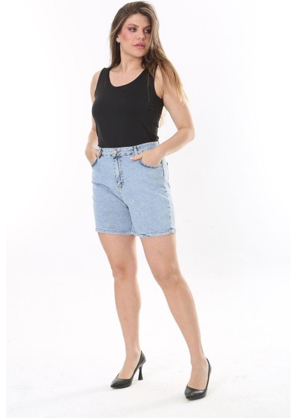 Kadın Büyük Beden Mavi Yıkama Efektli 5 Cepli Kot Şort 65N37823