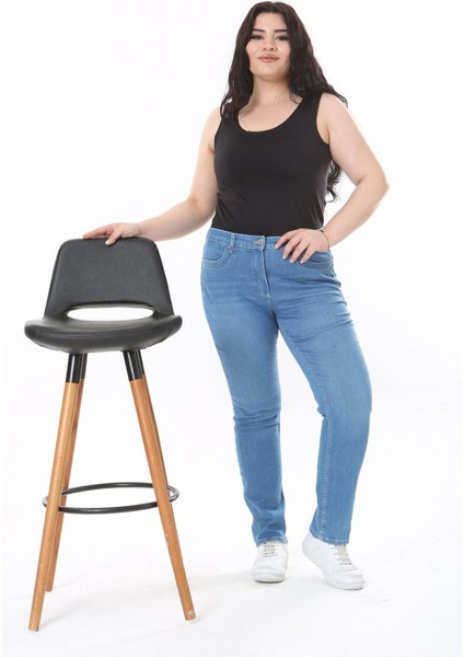 Kadın Büyük Beden Mavi Likralı 5 Cepli Kot Pantolon 65N37927 fiyatları