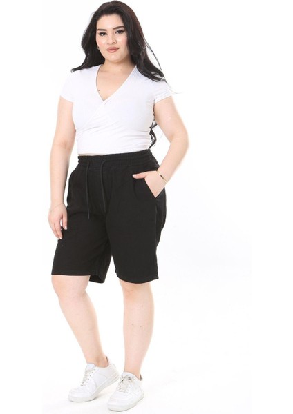 Kadın Büyük Beden Siyah Beli Lastikli 4 Cepli Kot Şort 65N38068