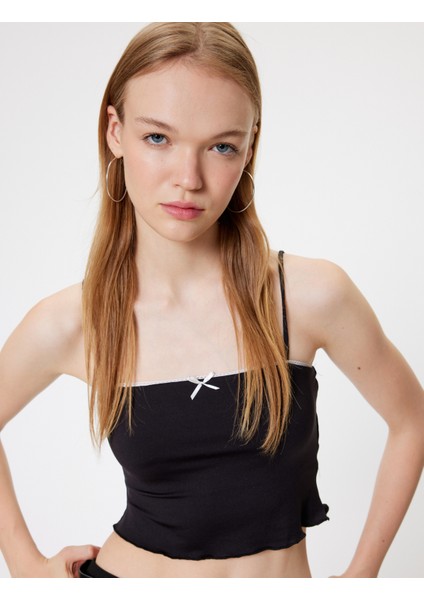 Crop Üst Fiyonk Detaylı Ip Askılı Slim Fit