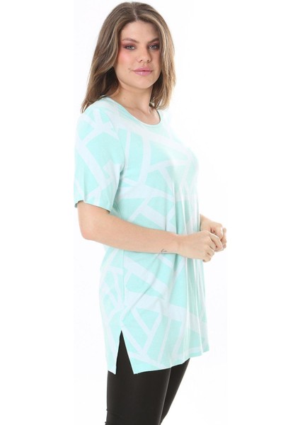 Kadın Büyük Beden Yeşil Bisiklet Yakalı Kısa Kollu Çizgili Tunik 65N37851 indirimleri