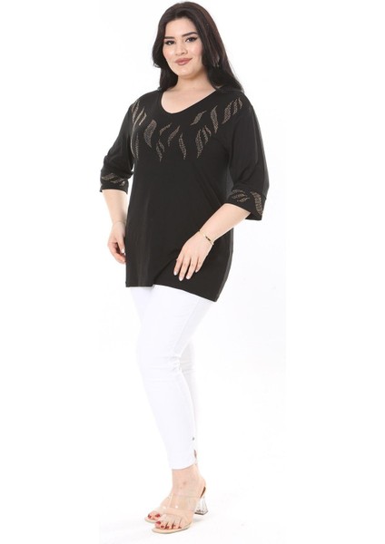 Kadın Büyük Beden Siyah Taş Detaylı Bluz 65N37978 fırsatları