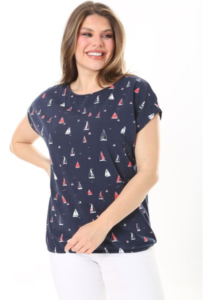 Kadın Büyük Beden Lacivert Pamuk Kumaş Etek Ucu Lastikli Düşük Kollu Bluz 65N37895 modelleri