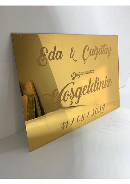 Kişiye Özel 35x50 cm Siyah Ahşap Mdf Üzerine Gümüş Kabartmalı Karşılama Panosu