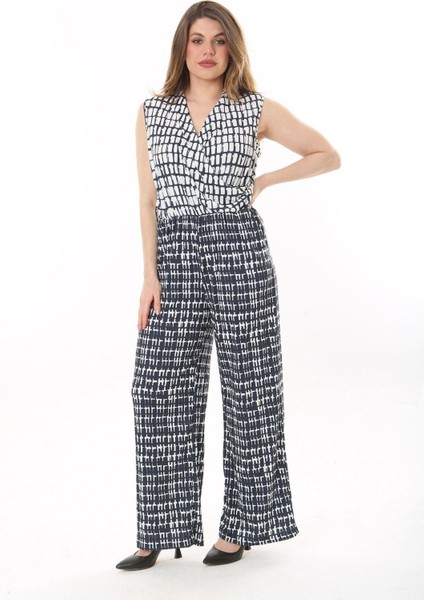 Kadın Büyük Beden Lacivert Anvelop Yakalı Geniş Paçalı Beli Lastikli Tulum 65N37635 indirimleri