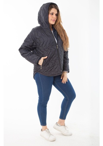 Kadın Büyük Beden Gri Ön ve Cep Fermuarlı Kapşonlu Astarlı Kapitone Mont 65N37462 fırsatları