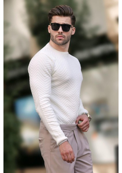 Beyaz Bisiklet Yaka Balıksırtı Desenli Uzun Kollu Örme Kazak 7219 fiyatları