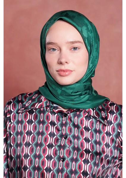 Ipeksi Jakar Safir Eşarp Kazayağı Desen - Benetton