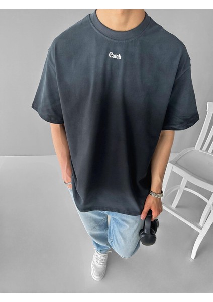 Oversize Doku Baskılı ve Yıkamalı Catch T-Shirt Siyah fiyatları