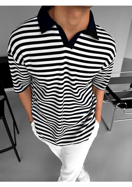 Oversize Yarım Pat Polo Yaka Çizgili T-Shirt Beyaz - Siyah