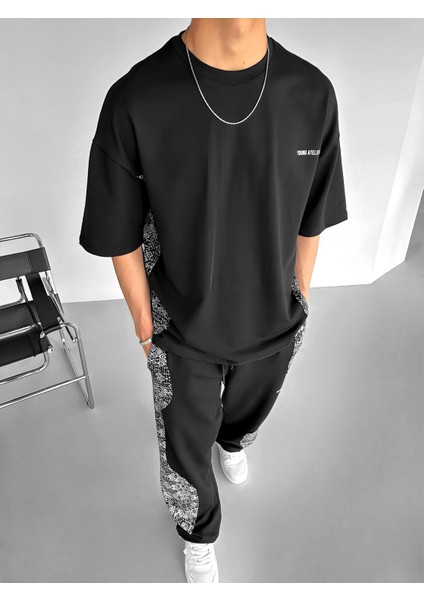 Oversize 'young Ateiler' Desenli Pamuklu T-Shirt Siyah