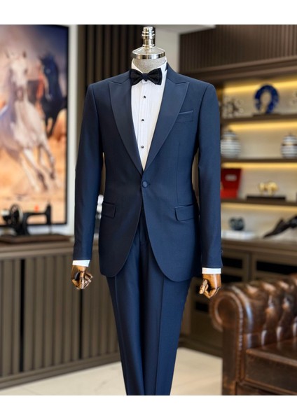 Italyan Kesim Slim Fit Sivri Yaka Ceket Pantolon Damatlık Set Lacivert T11837