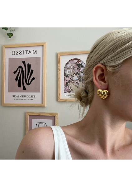 Çelik Bombeli Vintage Kalp Küpe fiyatları