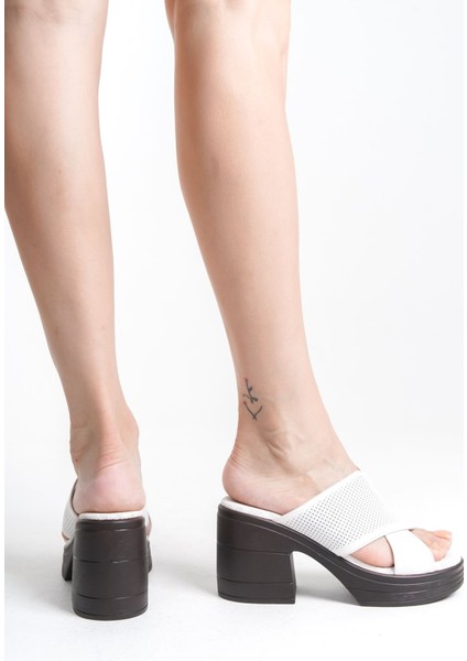 Deri Beyaz 10 cm Platform Ortopedik Çapraz Kadın Terlik TMD202491 fırsatları