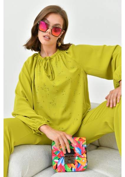 Kadın Taşlı Takım Asit fırsatları