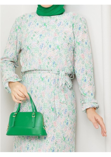 Piliseli Viscon Kumaş Çiçek Desenli Elbise- Yeşil fırsatları