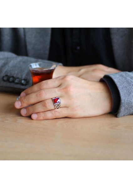 Ksrmoda Kırmızı Zirkon Taşlı 925 Ayar Gümüş Erkek Yüzük fiyatları