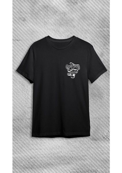 Unisex Bisiklet Yaka Kısa Kol Kurukafa Baskılı %100 Pamuklu T-Shirt