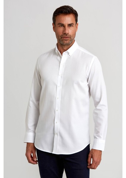 Modern Fit Paşa Yaka Düğmeli Beyaz Spor Erkek Gömlek GMARS0422301213_D01