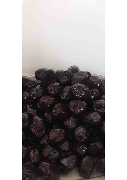 Yağlı Siyah Zeytin (270-290 kalibre)