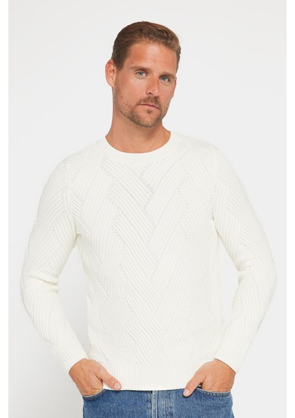 Bisiklet Yaka Desenli Yumuşak Dokulu Erkek Beyaz Kazak